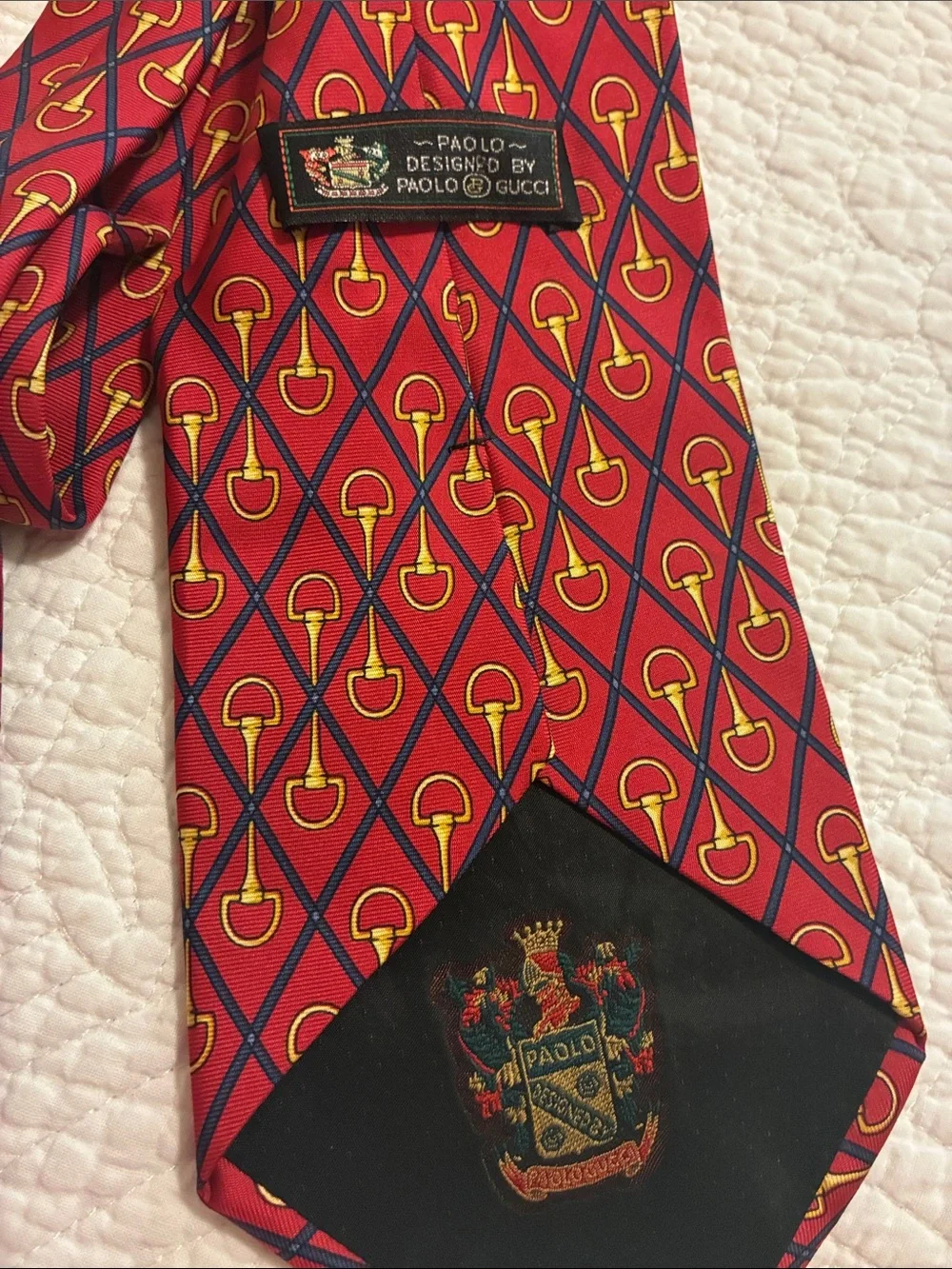 Gucci red horsey silk Patterned Men's Tie - Yellow Motif